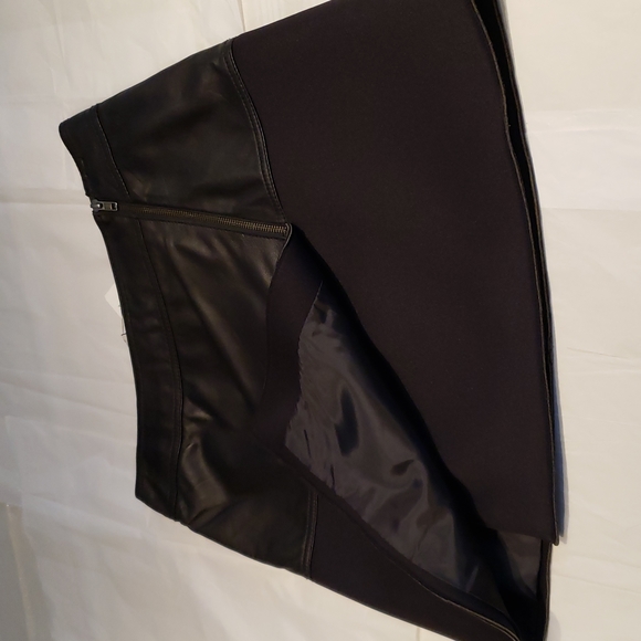 Halogen/NORDSTROM New Genuine LEATHER Wrap Scuba Moto SKIRT Sz 4 Business Black - Picture 8 of 15
